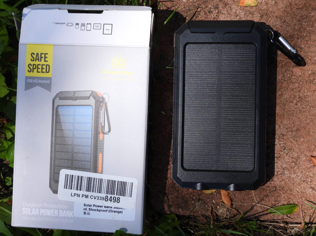 TOMETC solar flashlight